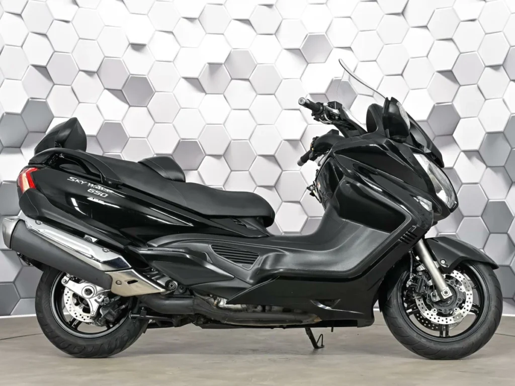 Suzuki-Burgman-650